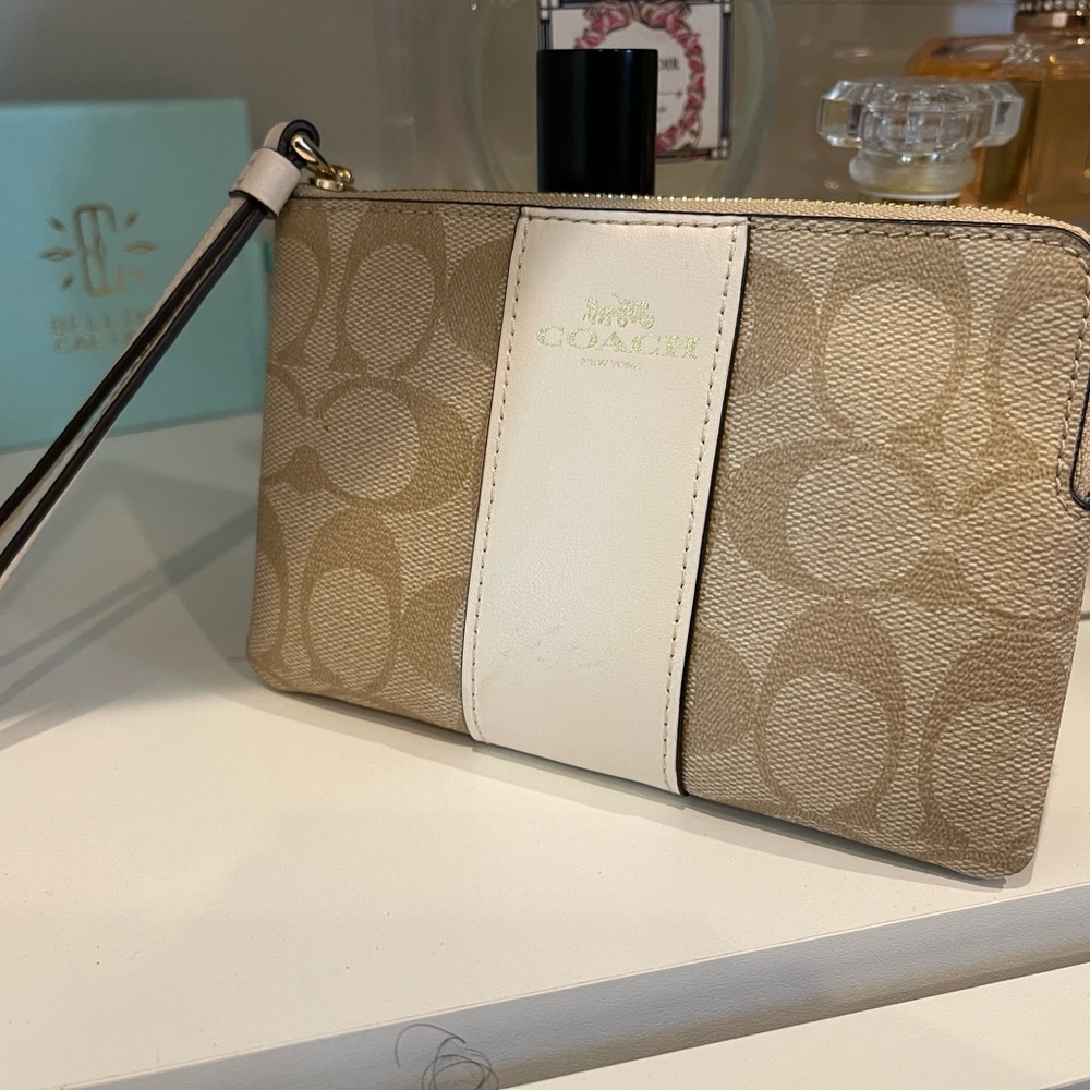Coach Corner Zip Wristlet In Signature Canvas